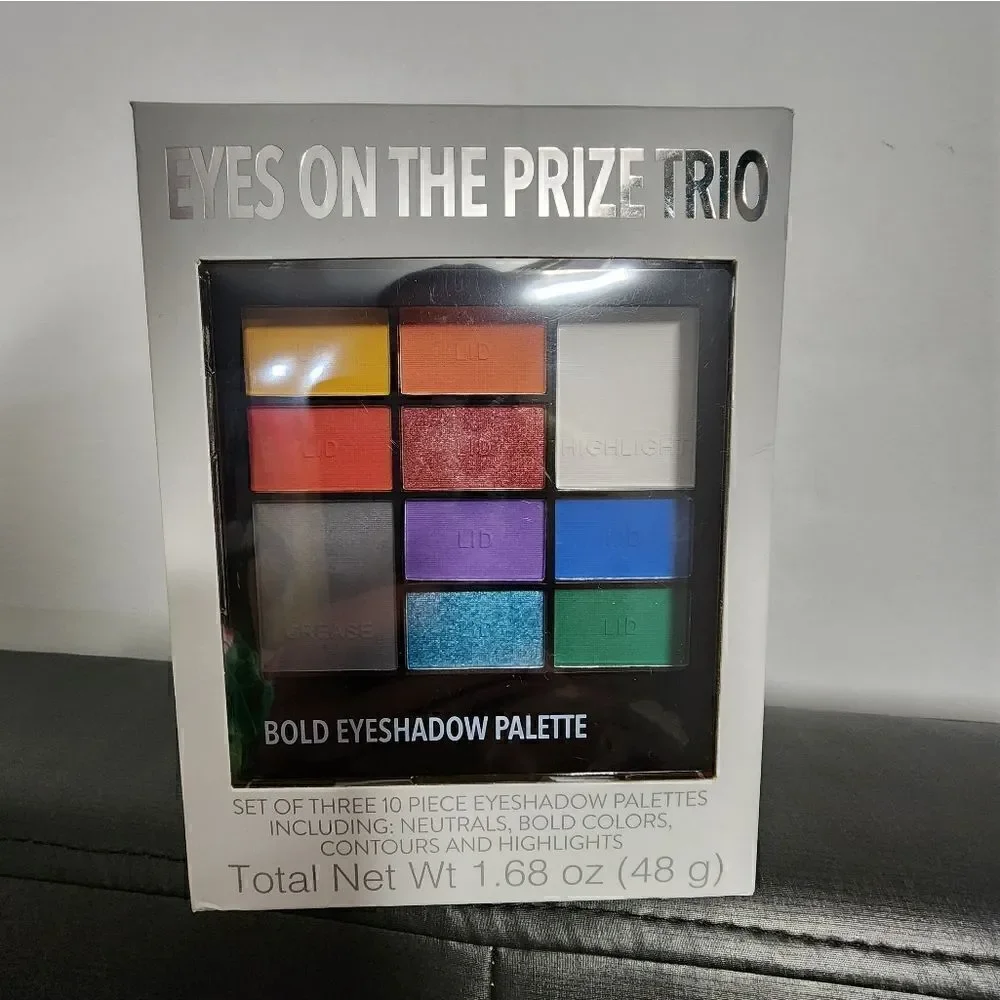 New Eyes On the Prize Eyeshadow Palette Gift Set